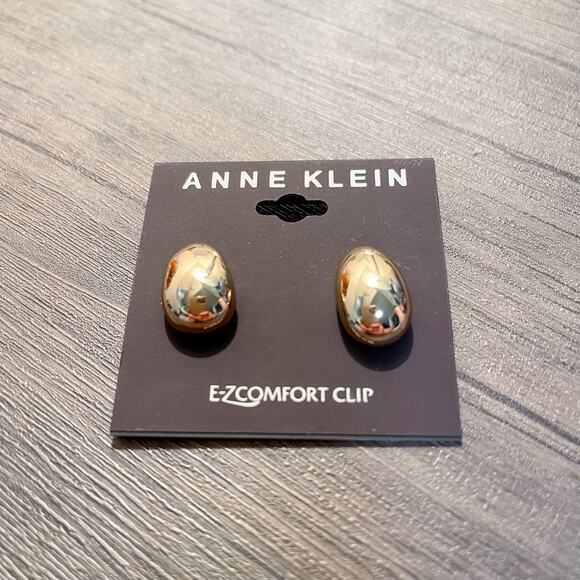 NWT Anne Klein 3/4" Hoop E-Z Comfort Clip-On Earrings - Picture 1 of 3